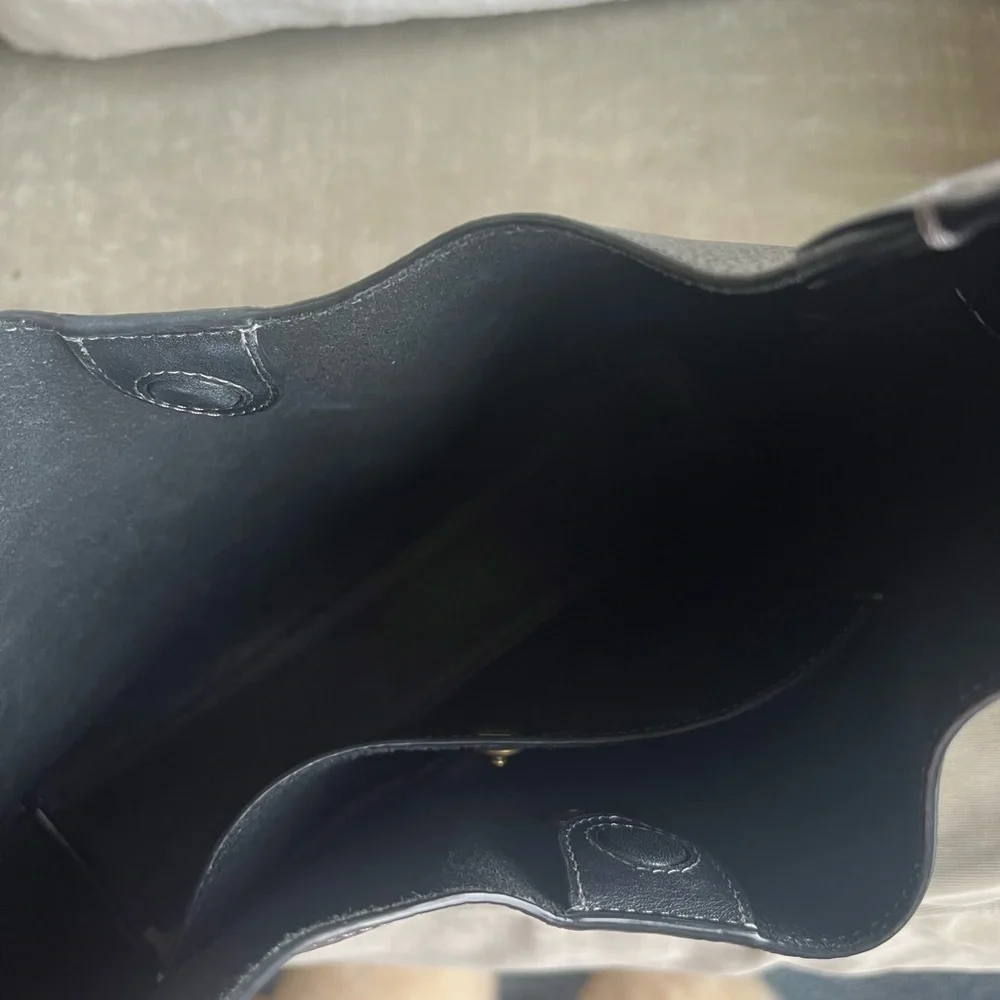 Coach Brooklyn 28 - Picture 5 of 8